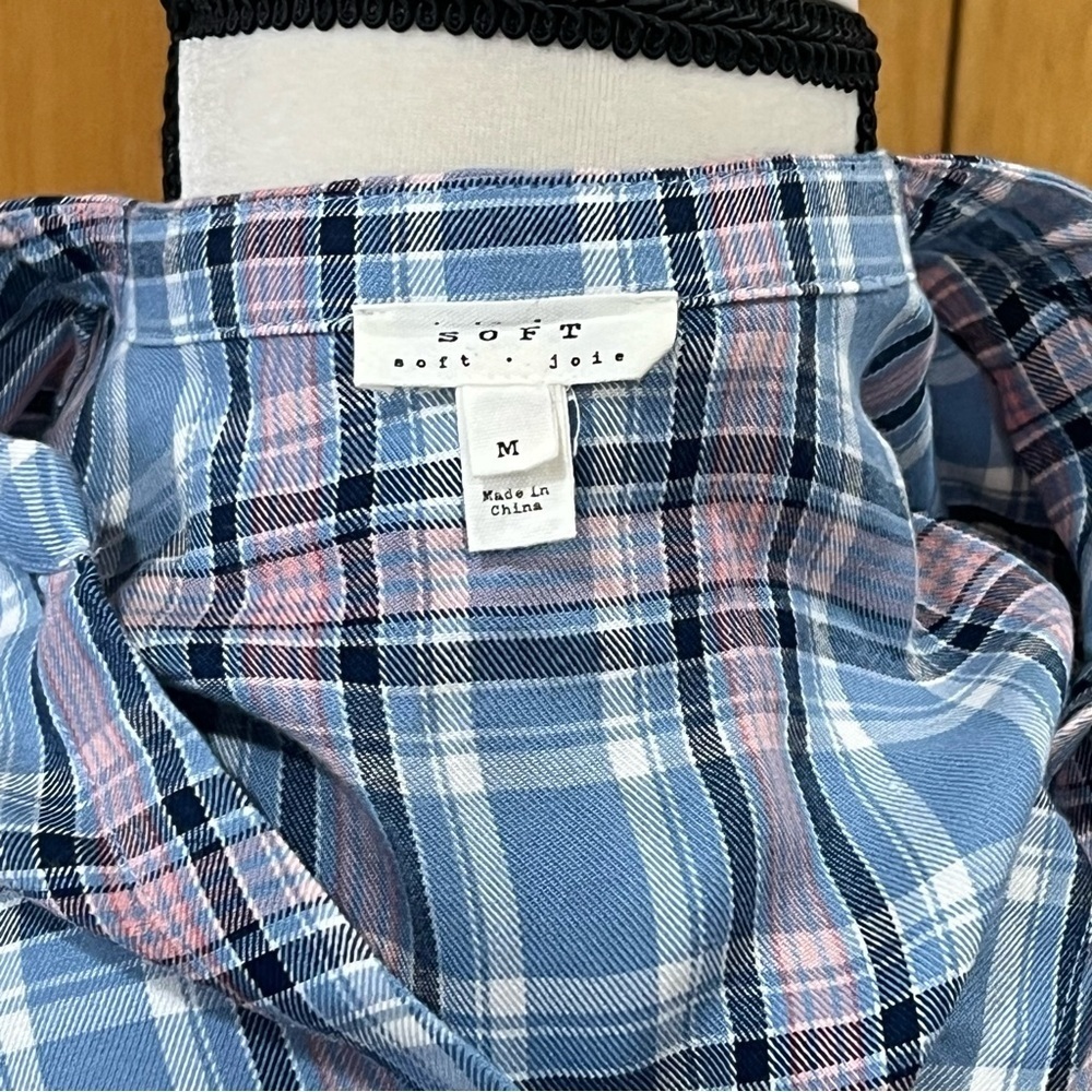 Women’s Dane Blue Plaid V-Neck Soft Joie Button Up Long Sleeve Blouse Size M - Picture 7 of 10